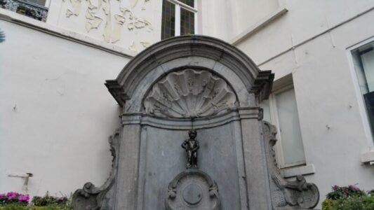 Soška Manneken Pis