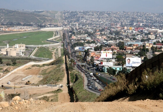 hranice mezi USA a Mexikem