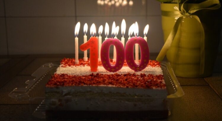 100 let