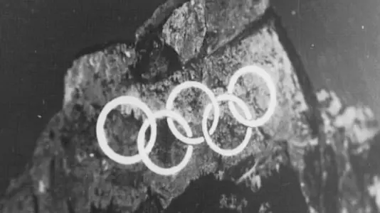 Promítání olympijských kruhů během zahájení her